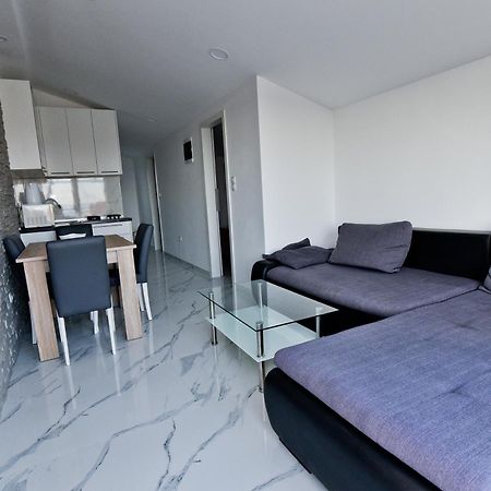 Apartment Sun Vir Rom bilde