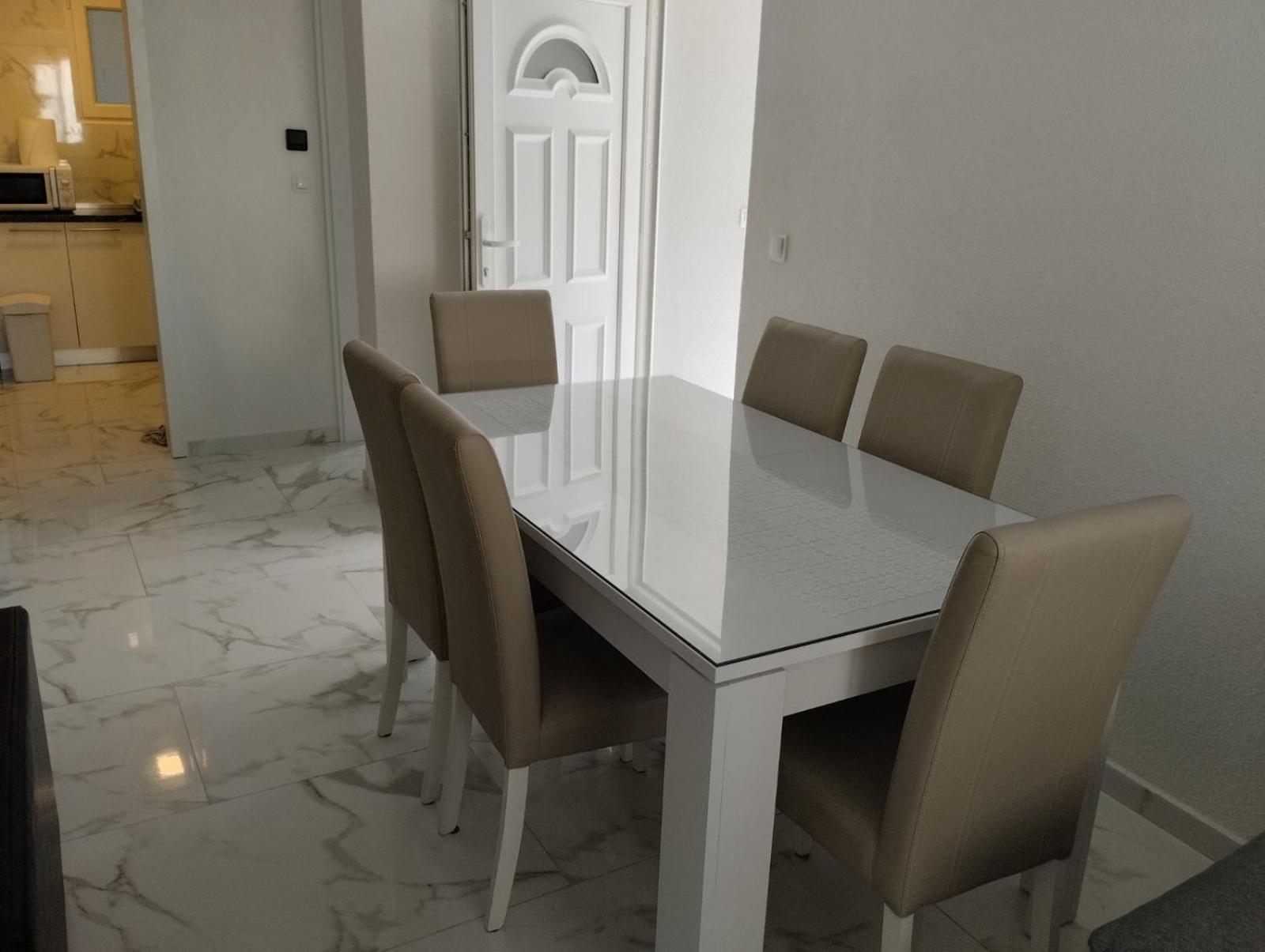 Apartment Sun Vir Rom bilde