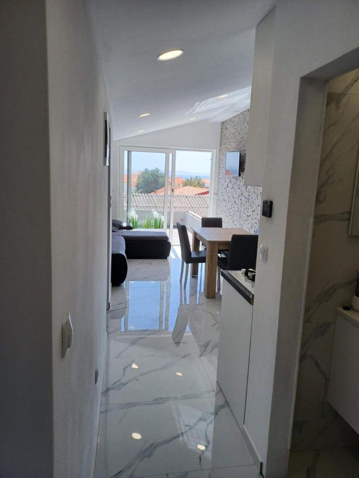 Apartment Sun Vir Rom bilde