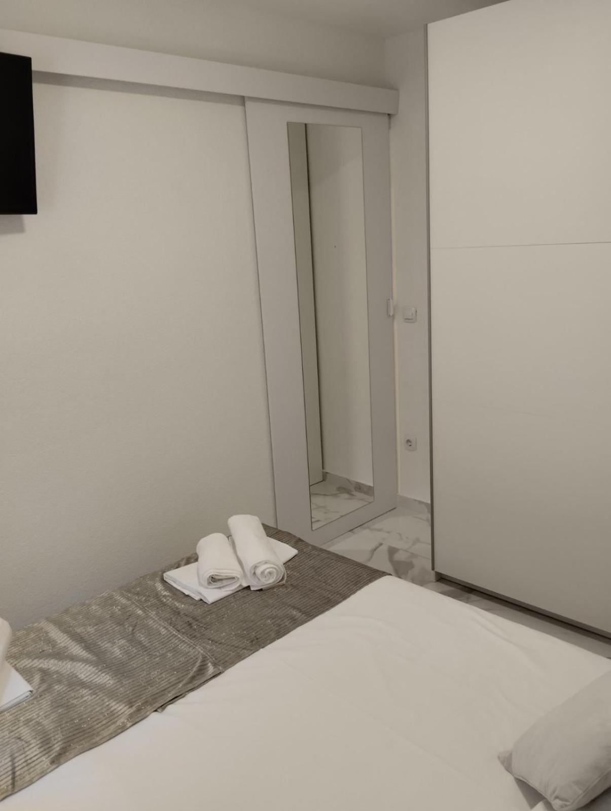 Apartment Sun Vir Rom bilde